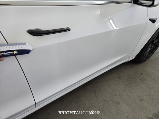 Tesla Model 3 Standard RWD Plus 60 kWh 238pk 2019 (Origineel-NL), G-240-RB