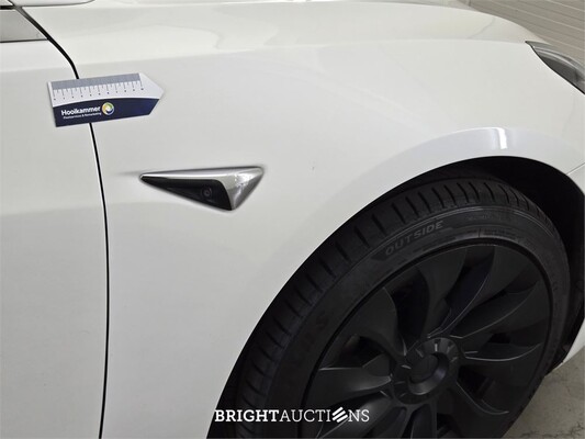 Tesla Model 3 Standard RWD Plus 60 kWh 238pk 2019 (Origineel-NL), G-240-RB
