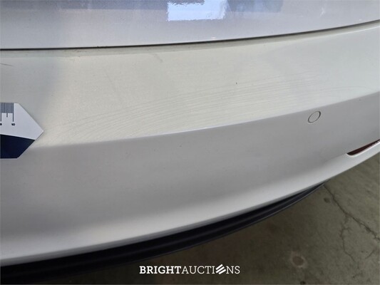 Tesla Model 3 Standard RWD Plus 60 kWh 238pk 2019 (Origineel-NL), G-240-RB