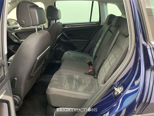 Volkswagen Tiguan ACT Highline 1.4 TSI 150pk 2018 (Origineel-NL), RR-178-D