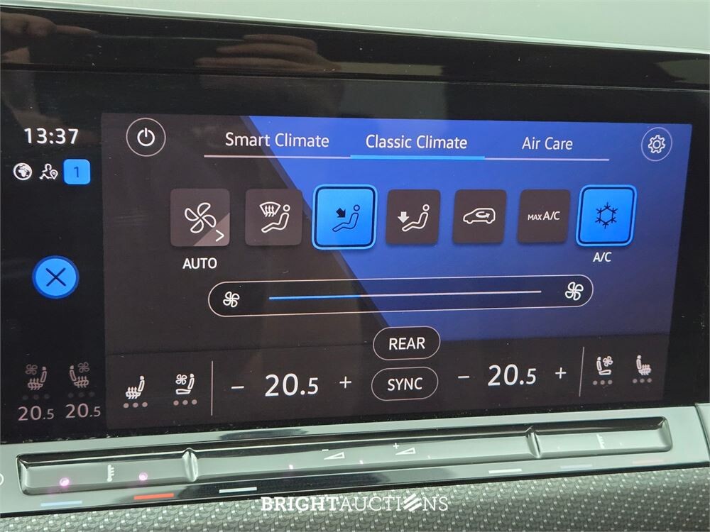 Volkswagen Golf R 4Motion 2.0 TSI 320pk 2022, X-494-BF