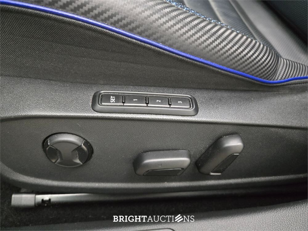 Volkswagen Golf R 4Motion 2.0 TSI 320pk 2022, X-494-BF
