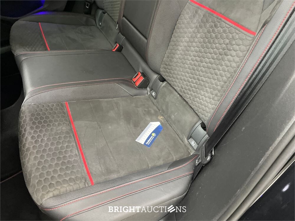 Volkswagen Golf GTI 2.0 TSI 301pk 2021, X-616-SN