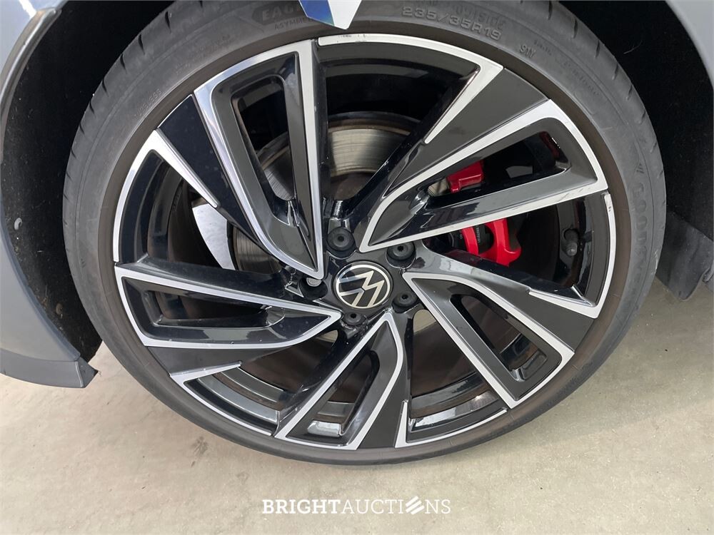 Volkswagen Golf GTI 2.0 TSI 301pk 2021, T-999-KK