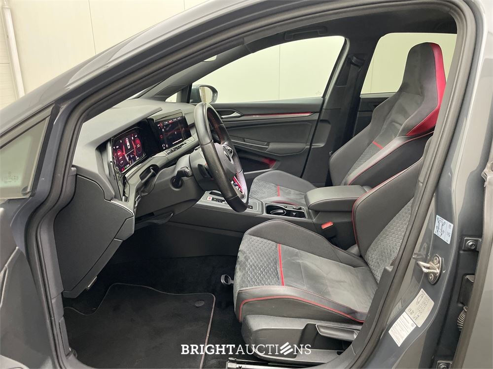 Volkswagen Golf GTI 2.0 TSI 301pk 2021, T-999-KK