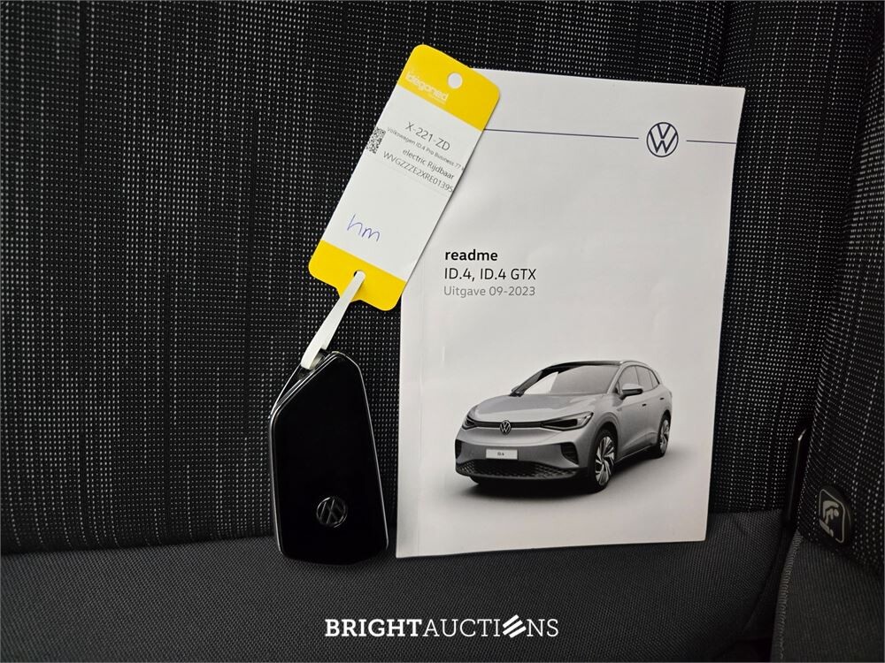 Volkswagen ID.4 Pro Business 77 kWh 286pk 2024 (Origineel-NL), X-221-ZD