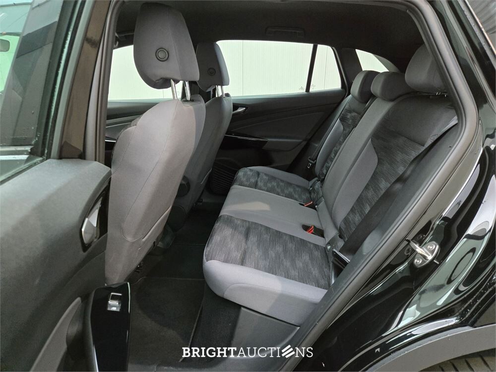 Volkswagen ID.4 Pro Business 77 kWh 286pk 2024 (Origineel-NL), X-221-ZD