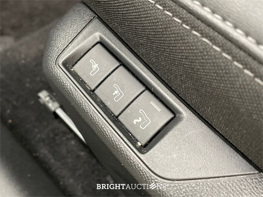 Peugeot 2008 e- EV GT 54 kWh 157pk 2023 (Origineel-NL), T-867-ZF