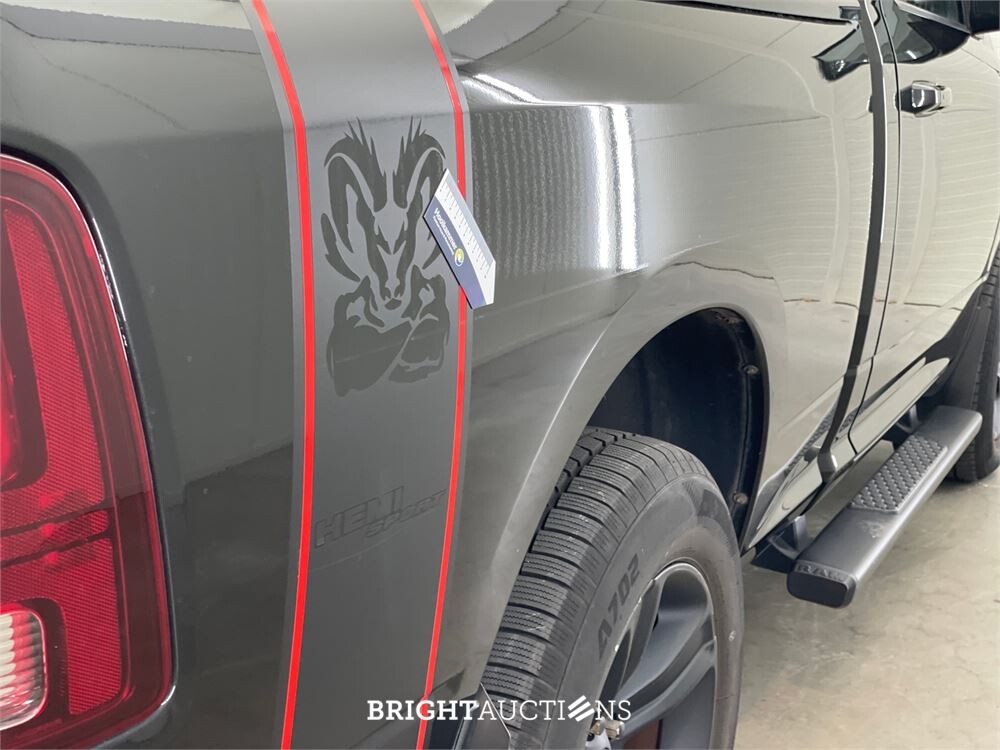 Dodge Ram 1500 4x4 Regular Cab 6'4 5.7 V8 402pk 2017 (Origineel-NL), V-487-HJ