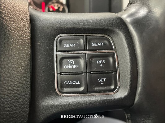 Dodge Ram 1500 4x4 Regular Cab 6'4 5.7 V8 402pk 2017 (Origineel-NL), V-487-HJ