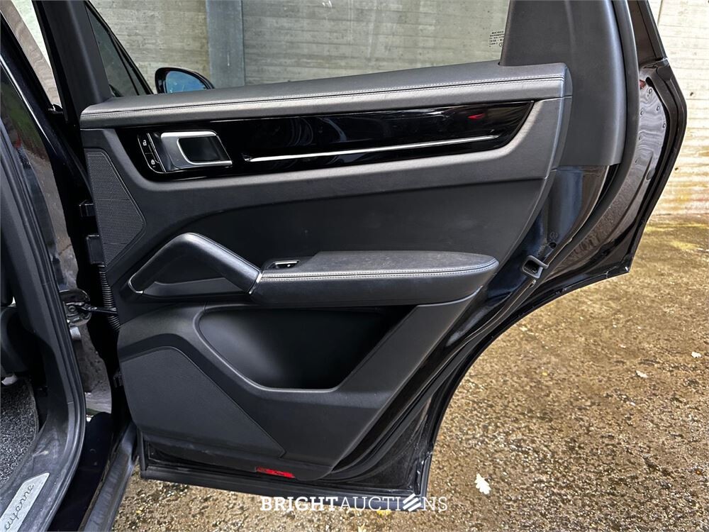 2018 Porsche Cayenne S 2.9 V6 441pk, L-455-BD
