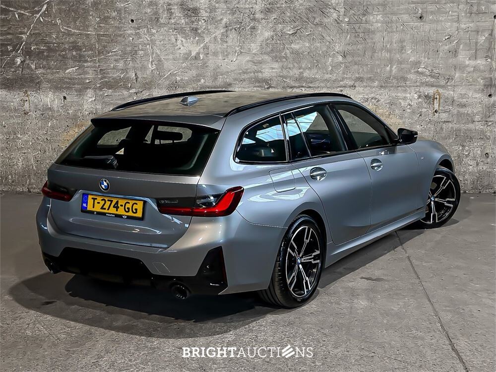 BMW 320d Touring M Sport 190 PS 2023 3er-Reihe (Original-NL + Erstbesitz), T-274-GG