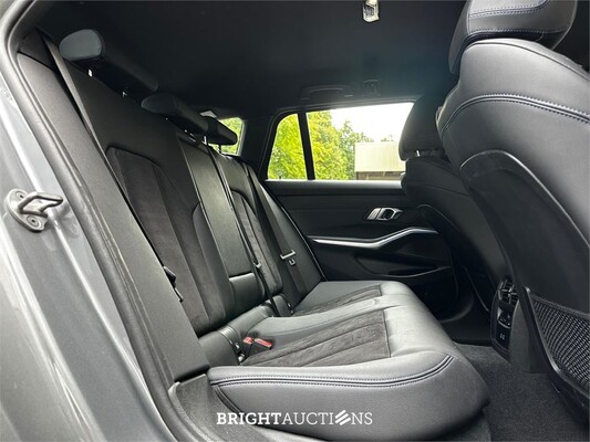 BMW 320d Touring M Sport 190 PS 2023 3er-Reihe (Original-NL + Erstbesitz), T-274-GG