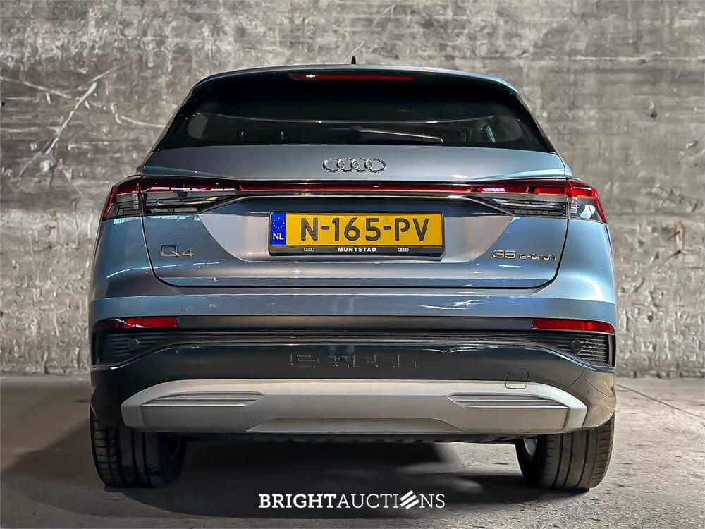 Audi Q4 e-tron 35 Launch edition Advanced 55 kWh 170pk 2021 (Origineel-NL + 1e eigenaar), N-165-PV
