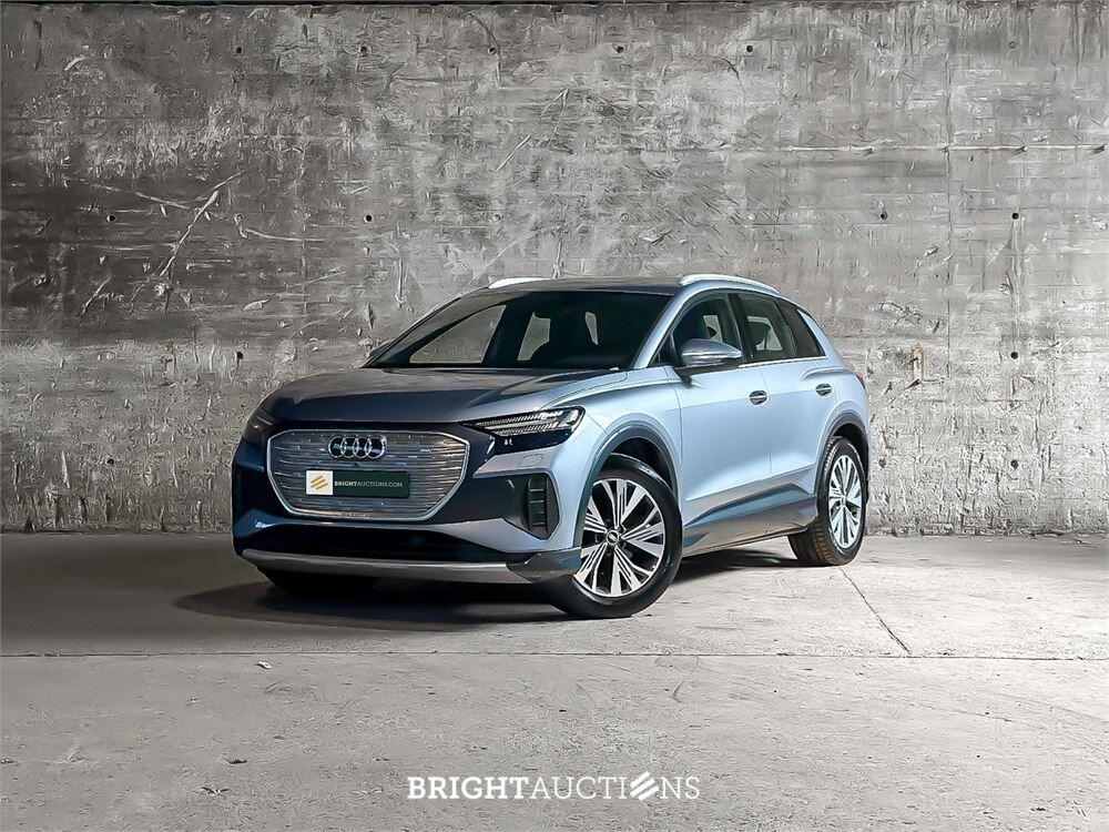 Audi Q4 e-tron 35 Launch edition Advanced 55 kWh 170pk 2021 (Origineel-NL + 1e eigenaar), N-165-PV