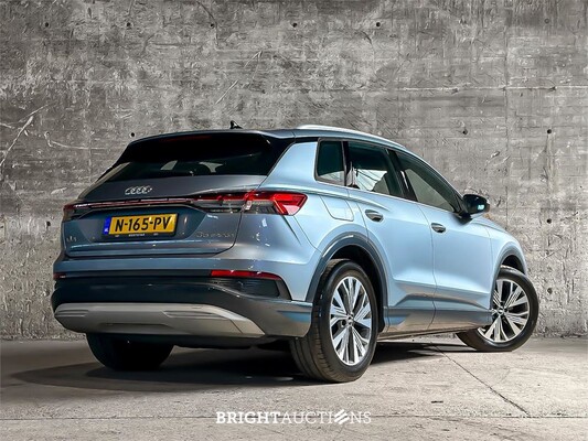 Audi Q4 e-tron 35 Launch edition Advanced 55 kWh 170pk 2021 (Origineel-NL + 1e eigenaar), N-165-PV