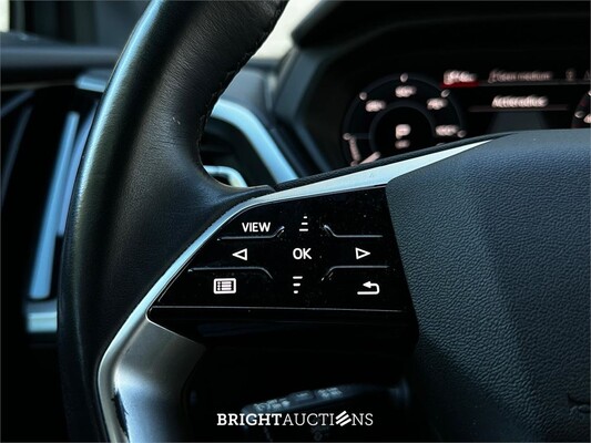 Audi Q4 e-tron 35 Launch edition Advanced 55 kWh 170pk 2021 (Origineel-NL + 1e eigenaar), N-165-PV