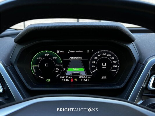 Audi Q4 e-tron 35 Launch Edition Advanced 55 kWh 170pk 2021 (Original Dutch + 1st owner), N-165-PV