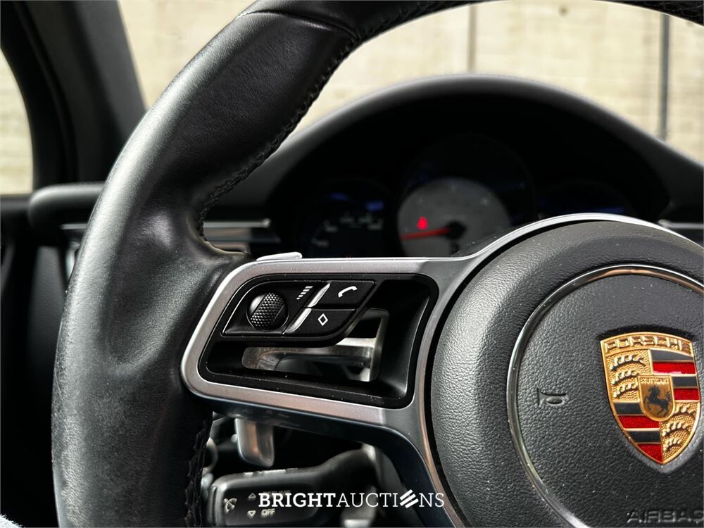 2014 Porsche Macan 3.0 D S 258 pk, 1-XXZ-16