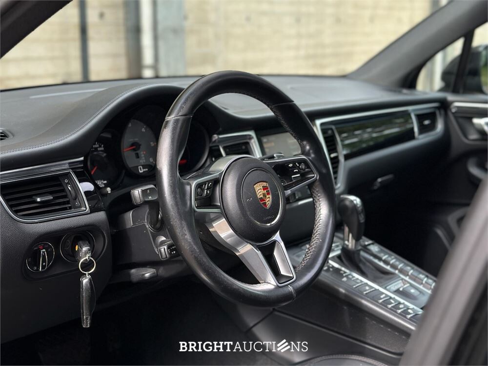2014 Porsche Macan 3.0 D S 258 pk, 1-XXZ-16