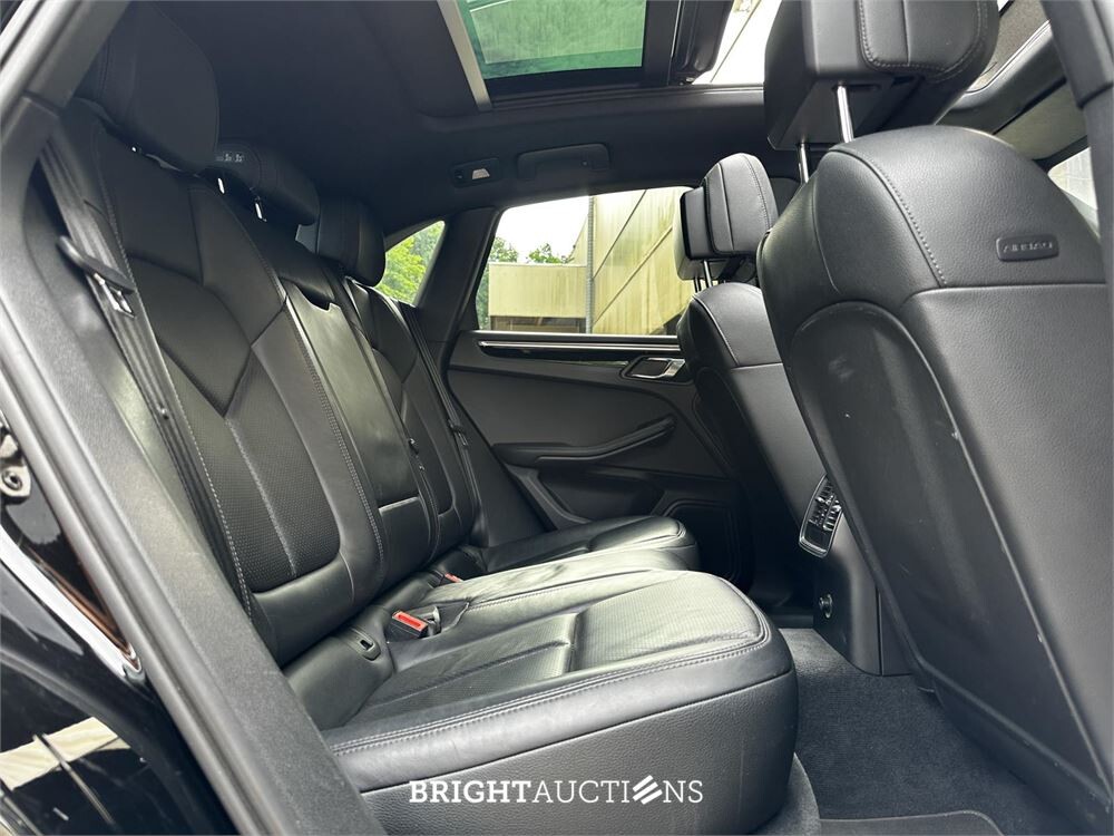 2014 Porsche Macan 3.0 D S 258 pk, 1-XXZ-16