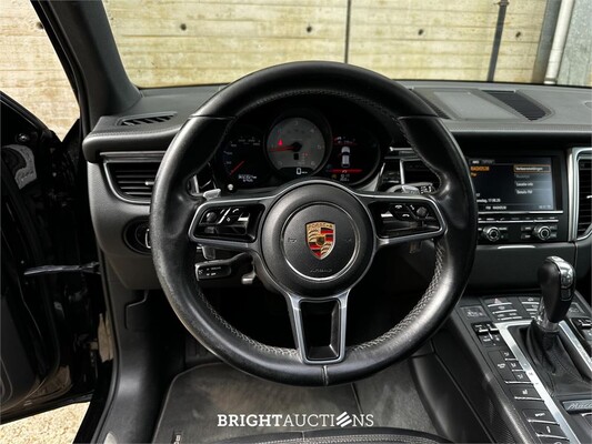 2014 Porsche Macan 3.0 D S 258 pk, 1-XXZ-16