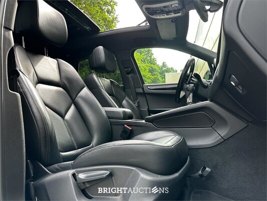 2014 Porsche Macan 3.0 D S 258 pk, 1-XXZ-16