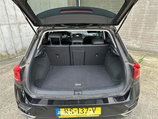 Volkswagen T-Roc 1.0 TSI Style 116 PS 2018 (Original-NL) 75.852 km, RS-137-V