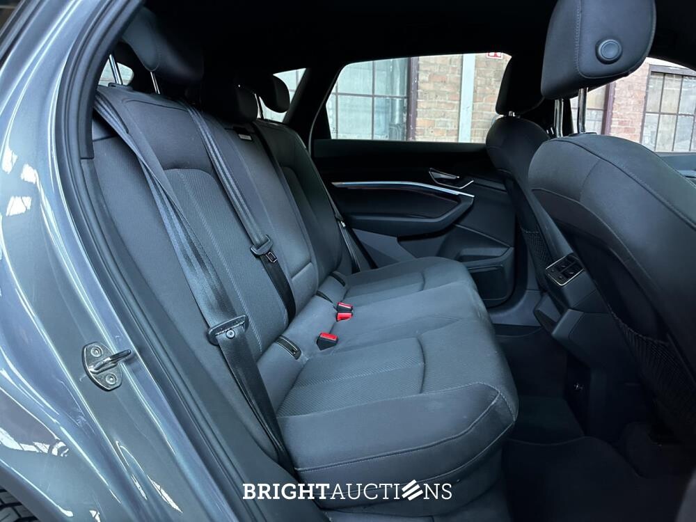 2021 Audi e-tron 55 quattro Advanced Edition 95 kWh 408pk (Original Dutch + 1st owner), N-206-TT