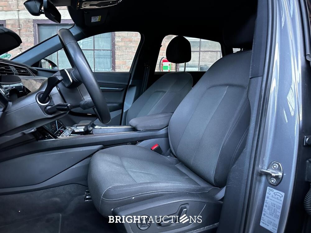 2021 Audi e-tron 55 quattro Advanced Edition 95 kWh 408pk (Original Dutch + 1st owner), N-206-TT