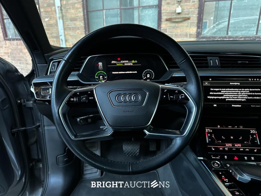 2021 Audi e-tron 55 quattro Advanced Edition 95 kWh 408pk (Original Dutch + 1st owner), N-206-TT