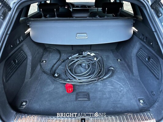 2021 Audi e-tron 55 quattro Advanced Edition 95 kWh 408pk (Original Dutch + 1st owner), N-206-TT