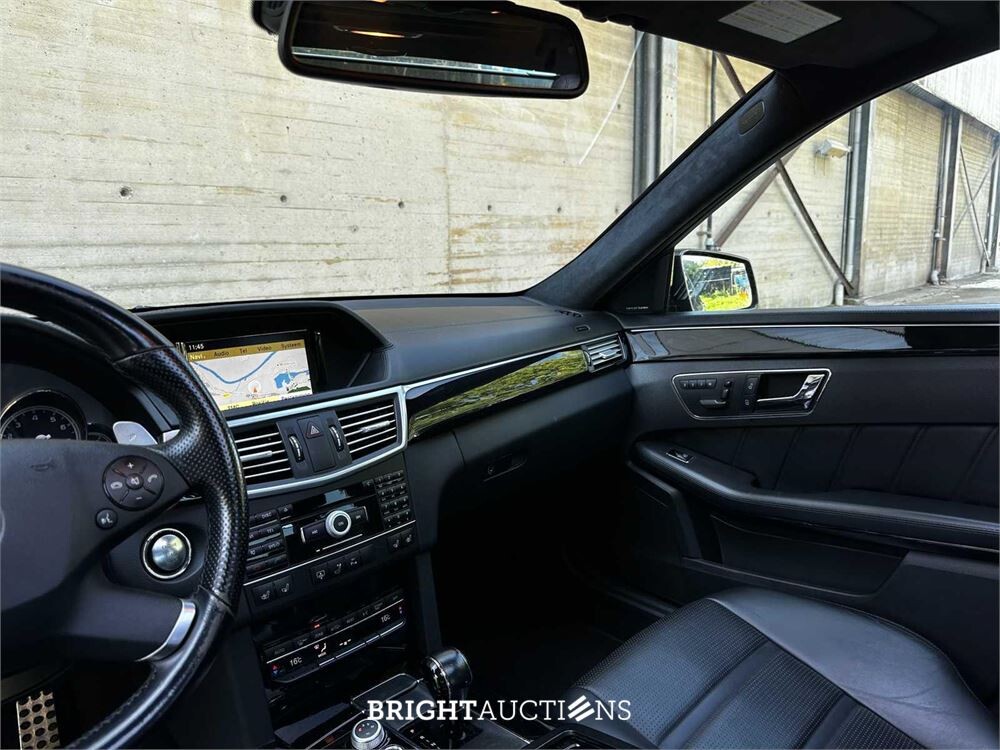 2011 Mercedes-Benz E63 AMG 6,3 V8 525 pk, R-854-HF