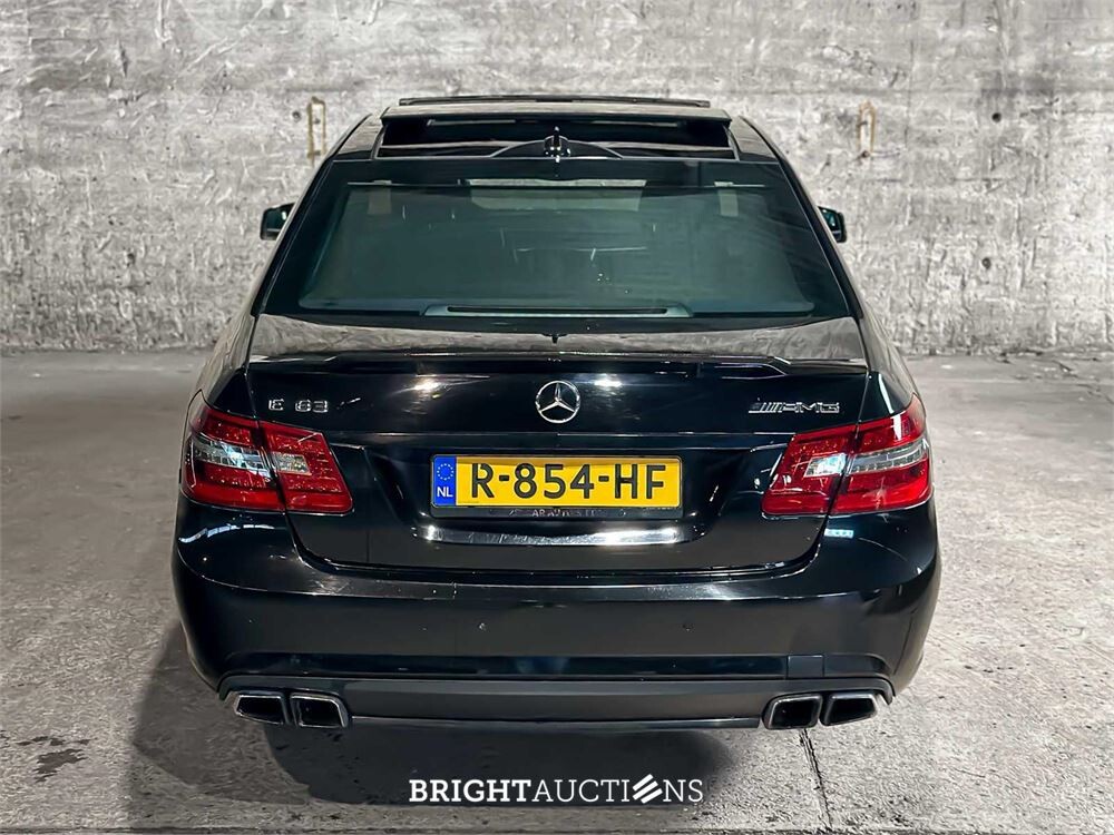 2011 Mercedes-Benz E63 AMG 6,3 V8 525 pk, R-854-HF