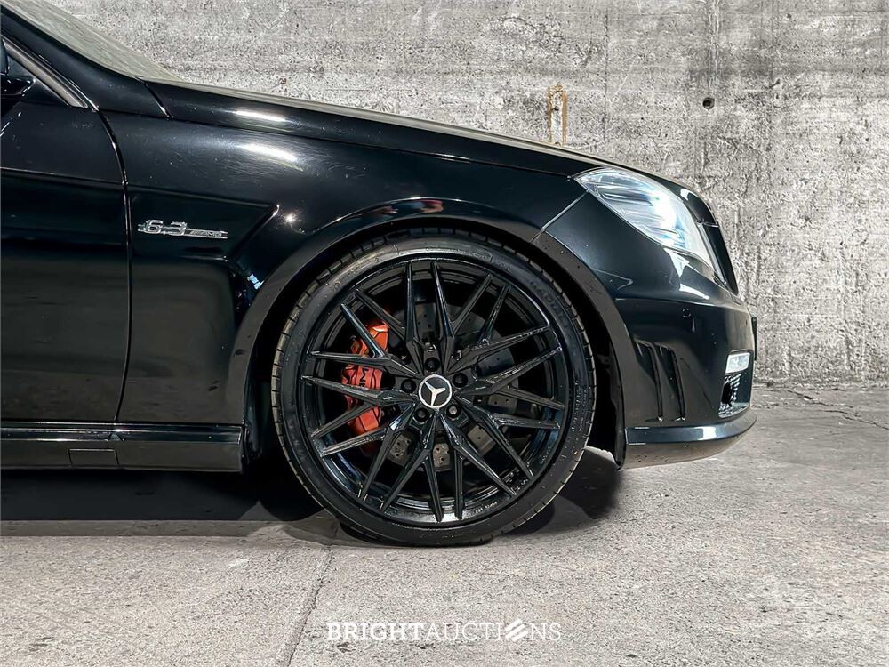 2011 Mercedes-Benz E63 AMG 6,3 V8 525 pk, R-854-HF