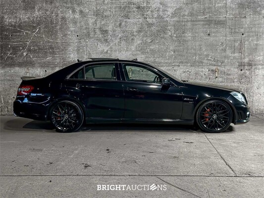 2011 Mercedes-Benz E63 AMG 6,3 V8 525 pk, R-854-HF
