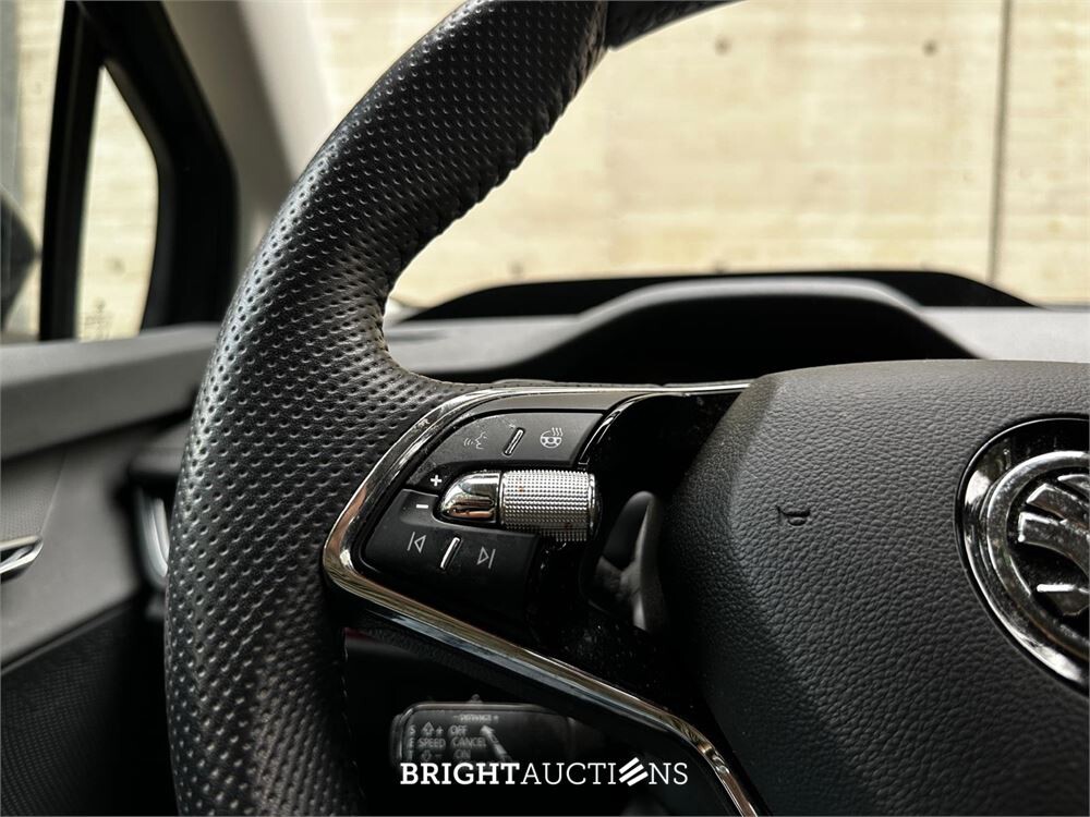 Škoda Enyaq iV 80 204 pk 2021 (niederländische Erstzulassung + Erstbesitzer), L-302-FG