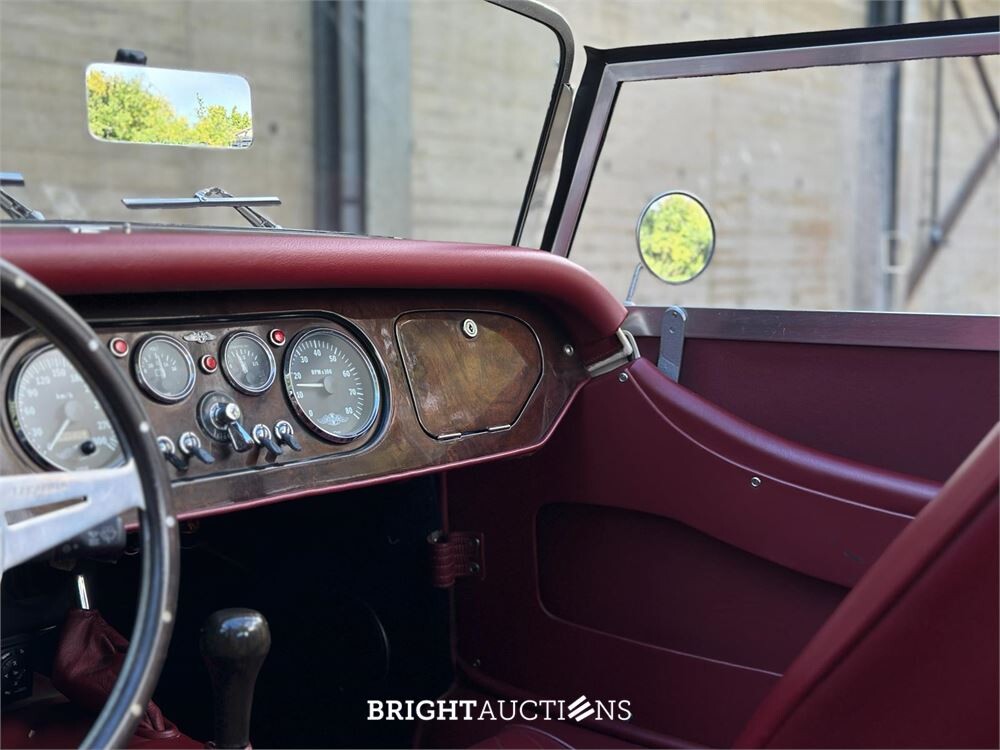 Morgan Plus 8 4.0 V8 190pk 2001, P-992-JB