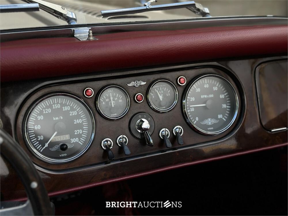 Morgan Plus 8 4.0 V8 190pk 2001, P-992-JB