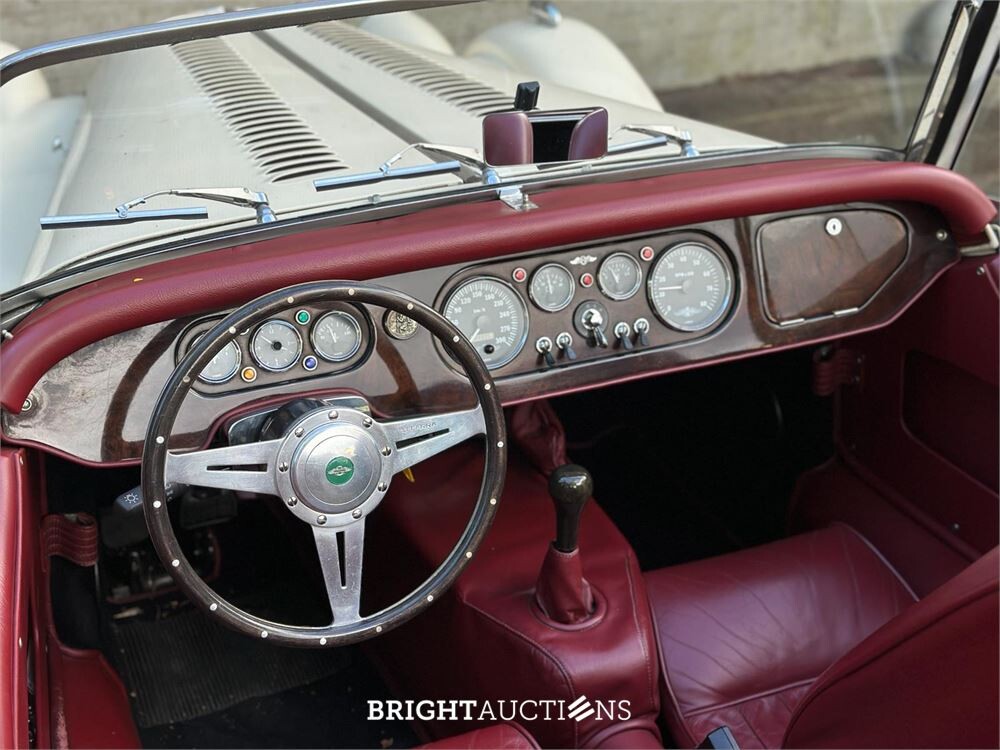 Morgan Plus 8 4.0 V8 190pk 2001, P-992-JB