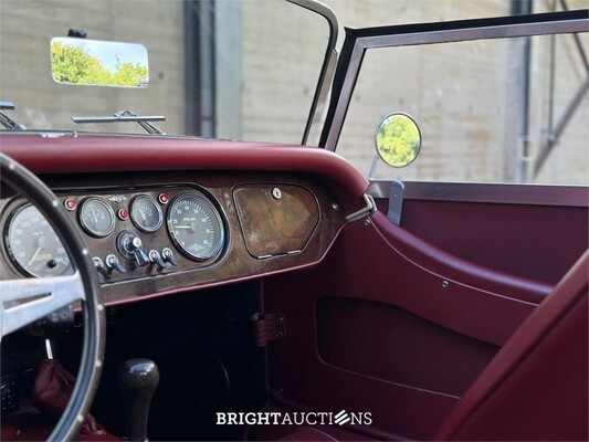 Morgan Plus 8 4.0 V8 190pk 2001, P-992-JB