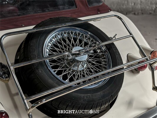 Morgan Plus 8 4.0 V8 190pk 2001, P-992-JB