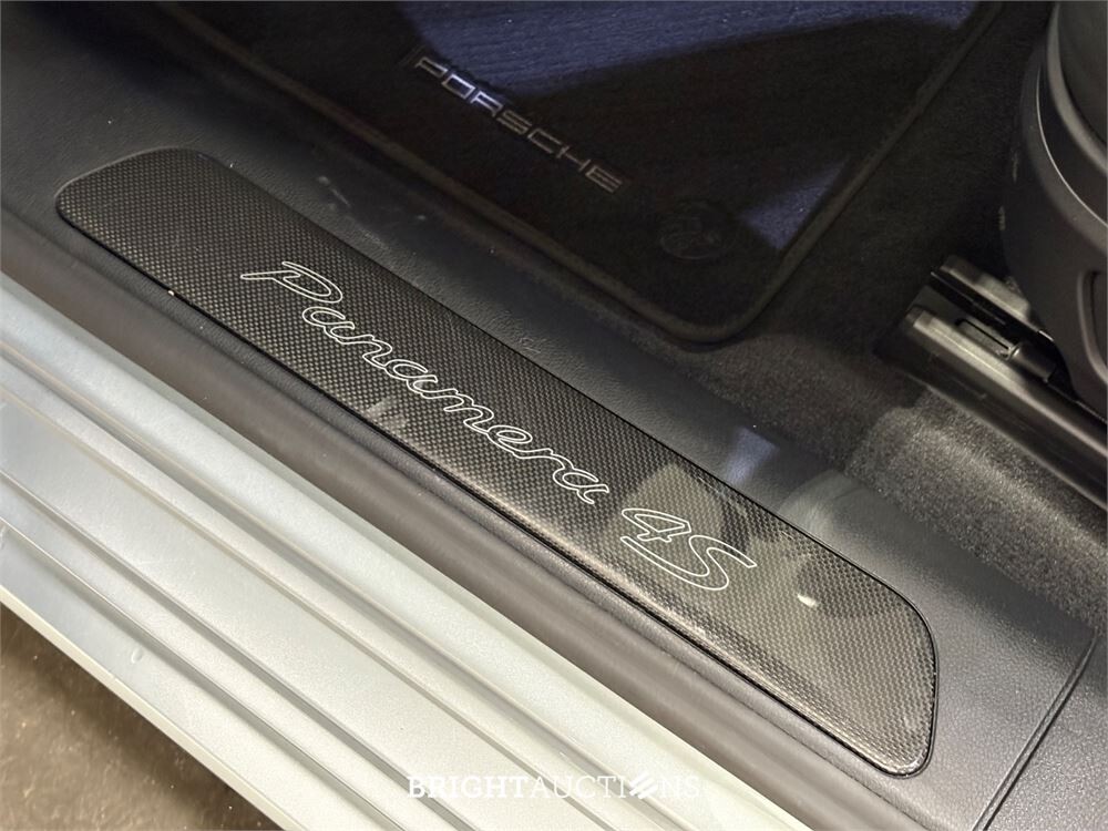 Porsche Panamera Sport Turismo 4S E-Hybrid 2.9 576pk 2022 (Origineel-NL), P-048-ZZ