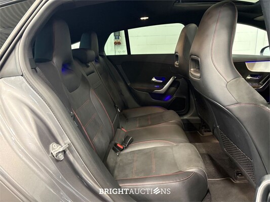 Mercedes-Benz CLA200 Shooting Brake Business Solution AMG 163pk 2020 (Origineel-NL) CLA-Klasse, H-204-PZ
