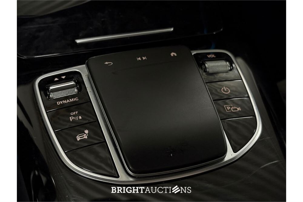 Mercedes-Benz EQC 400 4MATIC80 Business Solution AMG 80 kWh 2021 (Origineel-NL) EQC-Klasse, L-175-ZJ