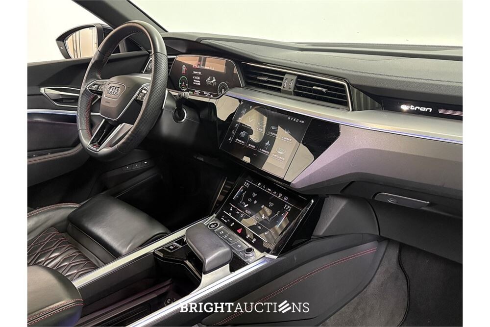 Audi Q8 55 S Edition Competition Quattro 115 kWh 2024 (Origineel-NL), GTD-33-L