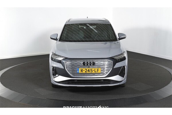 Audi Q4 40 S edition 77 kWh 2022 (Origineel-NL), R-245-LF