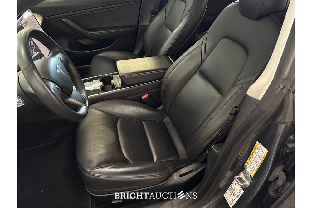 Tesla Model 3 Long Range AWD 75 kWh 2020 (Origineel-NL), J-946-HN
