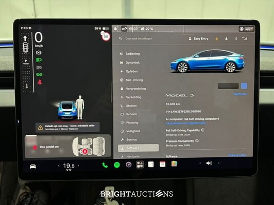 Tesla Model 3 RWD Highland 19 inch 60 kWh 283pk 2023 (Origineel-NL), X-156-DB