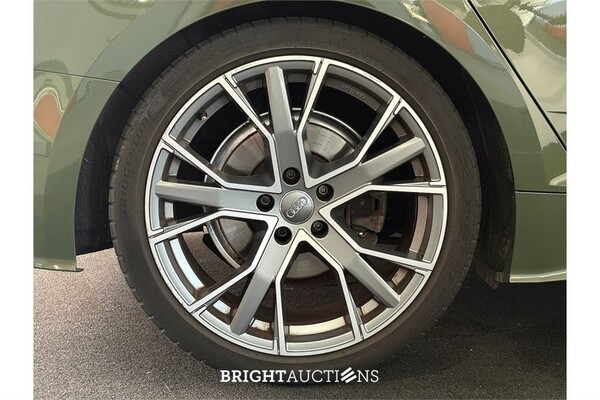 Audi A5 Sportback 35 S edition TFSI 149pk 2022 (Origineel-NL), R-331-TX